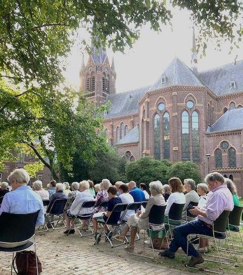 Kerkdienst in Grimhuysenpark