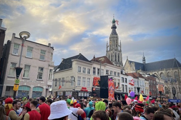 Carnaval in de Bredase binnenstad